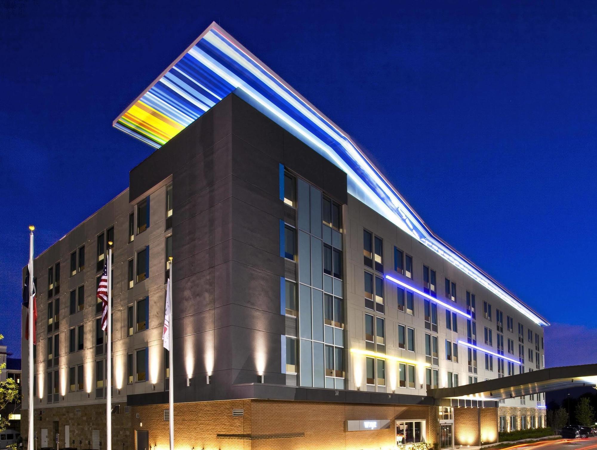 Aloft Hotel Frisco Exterior photo