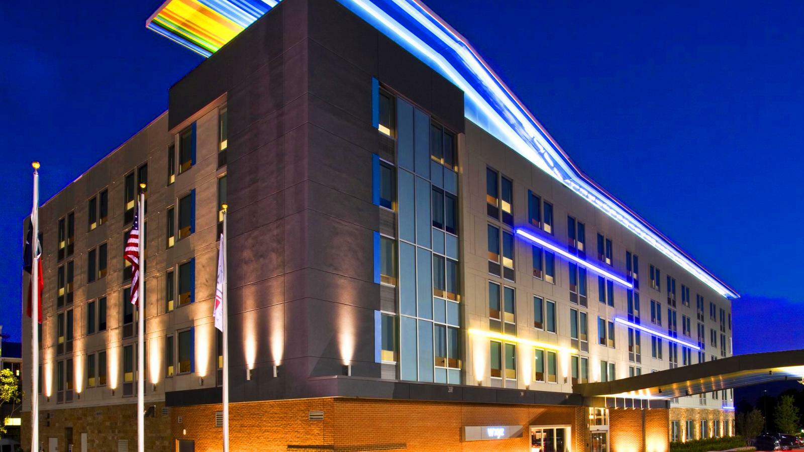 Aloft Hotel Frisco Exterior photo